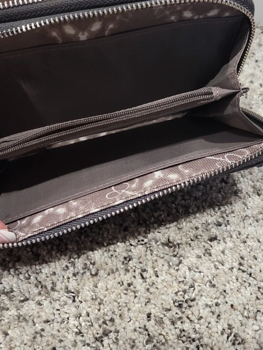 Jessica Simpson Black Quilted Studded Wristlet